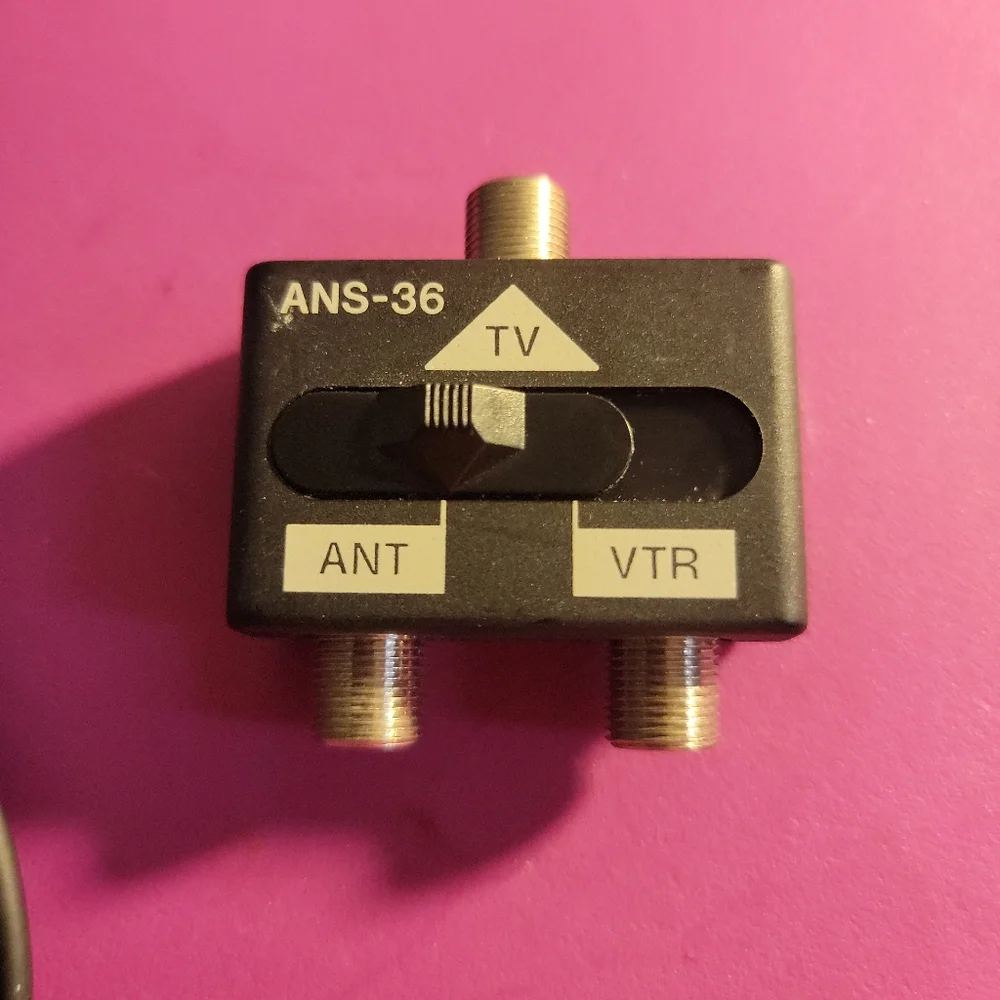 ANS-36 TV Switch TV ANT VTR with Cable